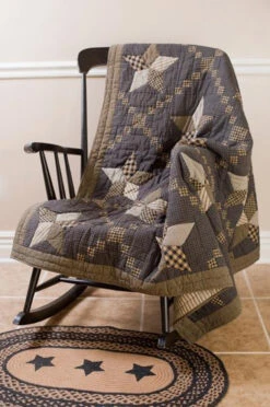 Farmhouse Star Throw - Quilted