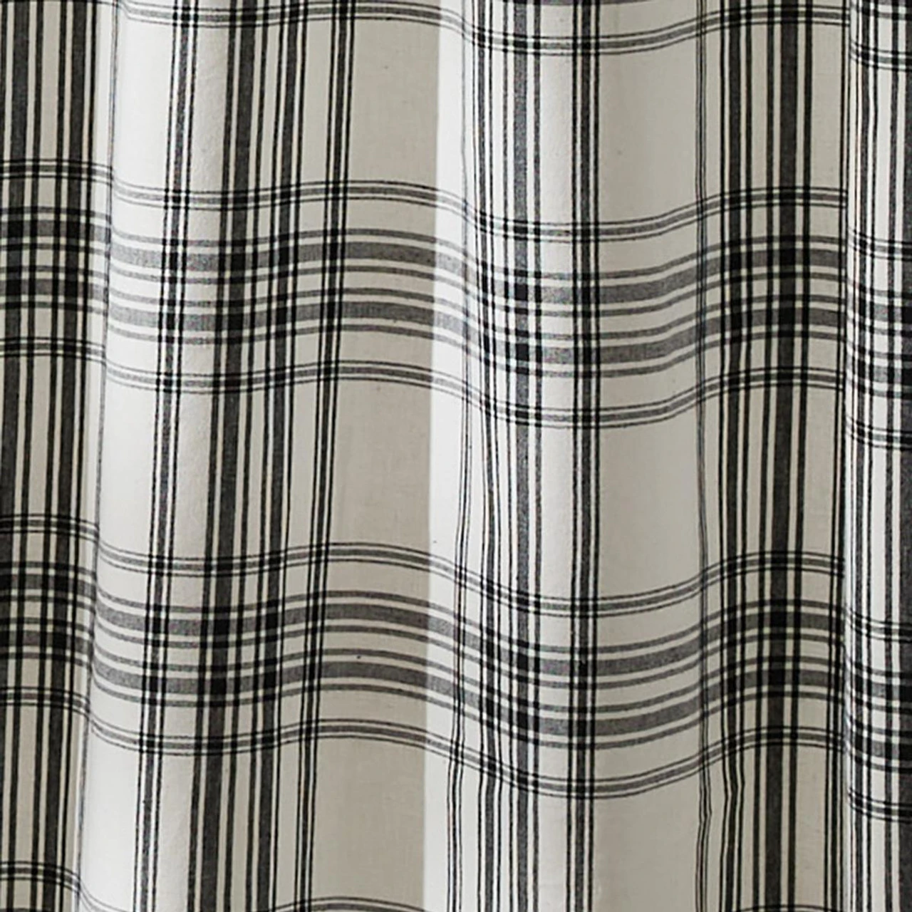 Onyx & Ivory Shower Curtain 5 Onyx & Ivory Shower Curtain - Image 3