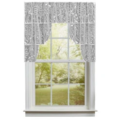 Rabbit Hollow Lace Swags