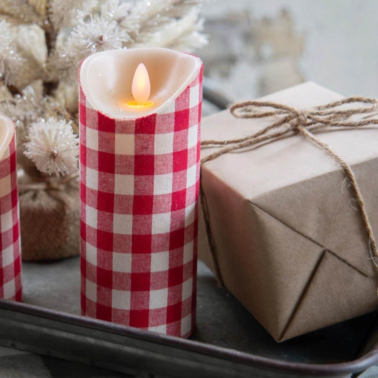 Red & White Gingham Timer Candle - 3x7 Pillar 4 Red & White Gingham Timer Candle - 3x7 Pillar - Image 2